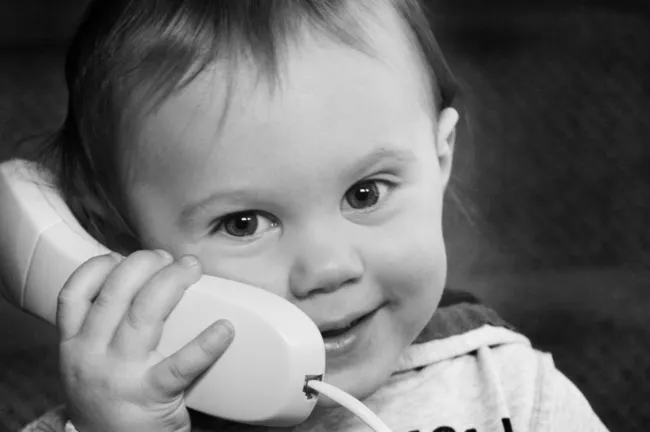 baby aan telefoon baby aan telefoon